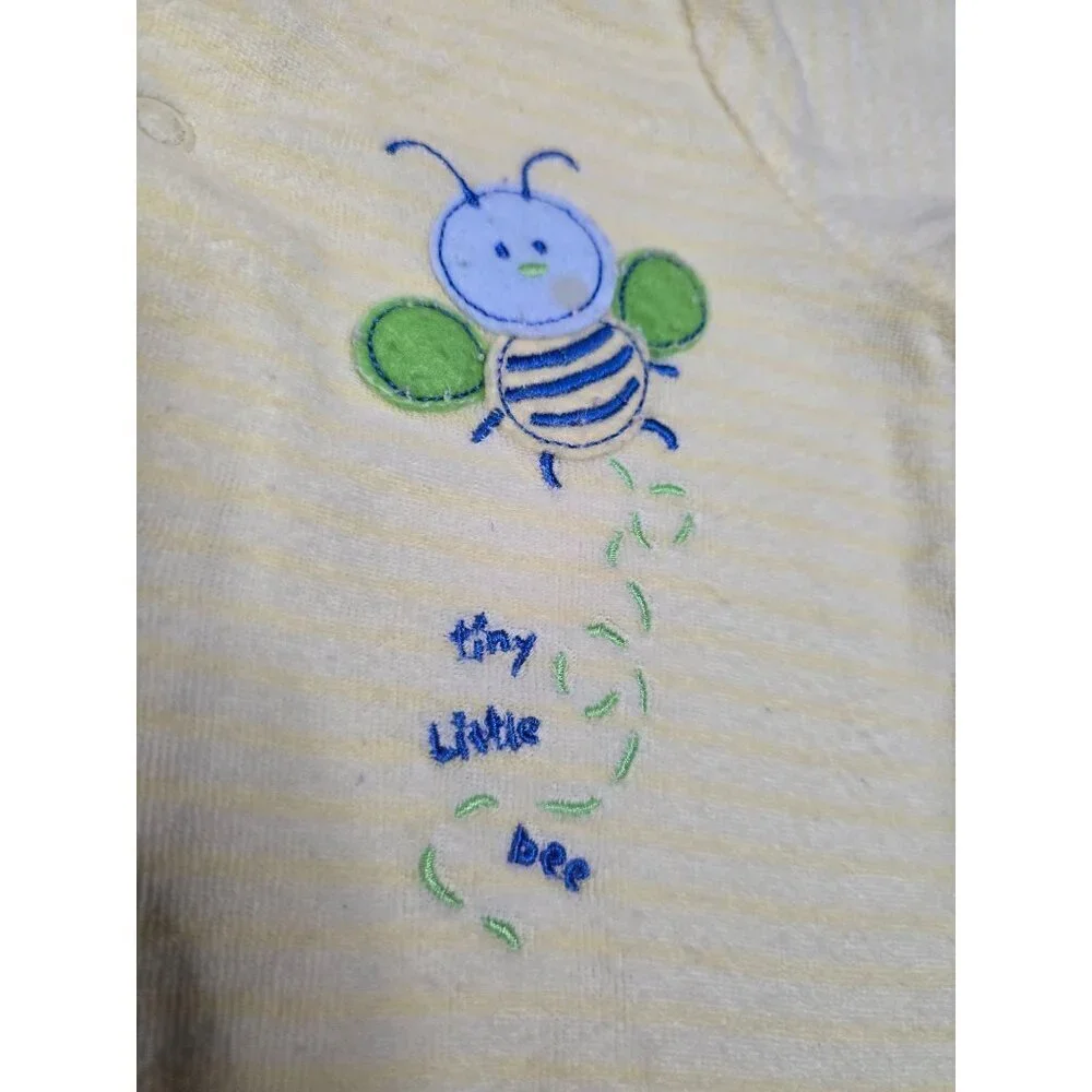 Vintage 2000s Carters Yellow Bee Body Suit Footies